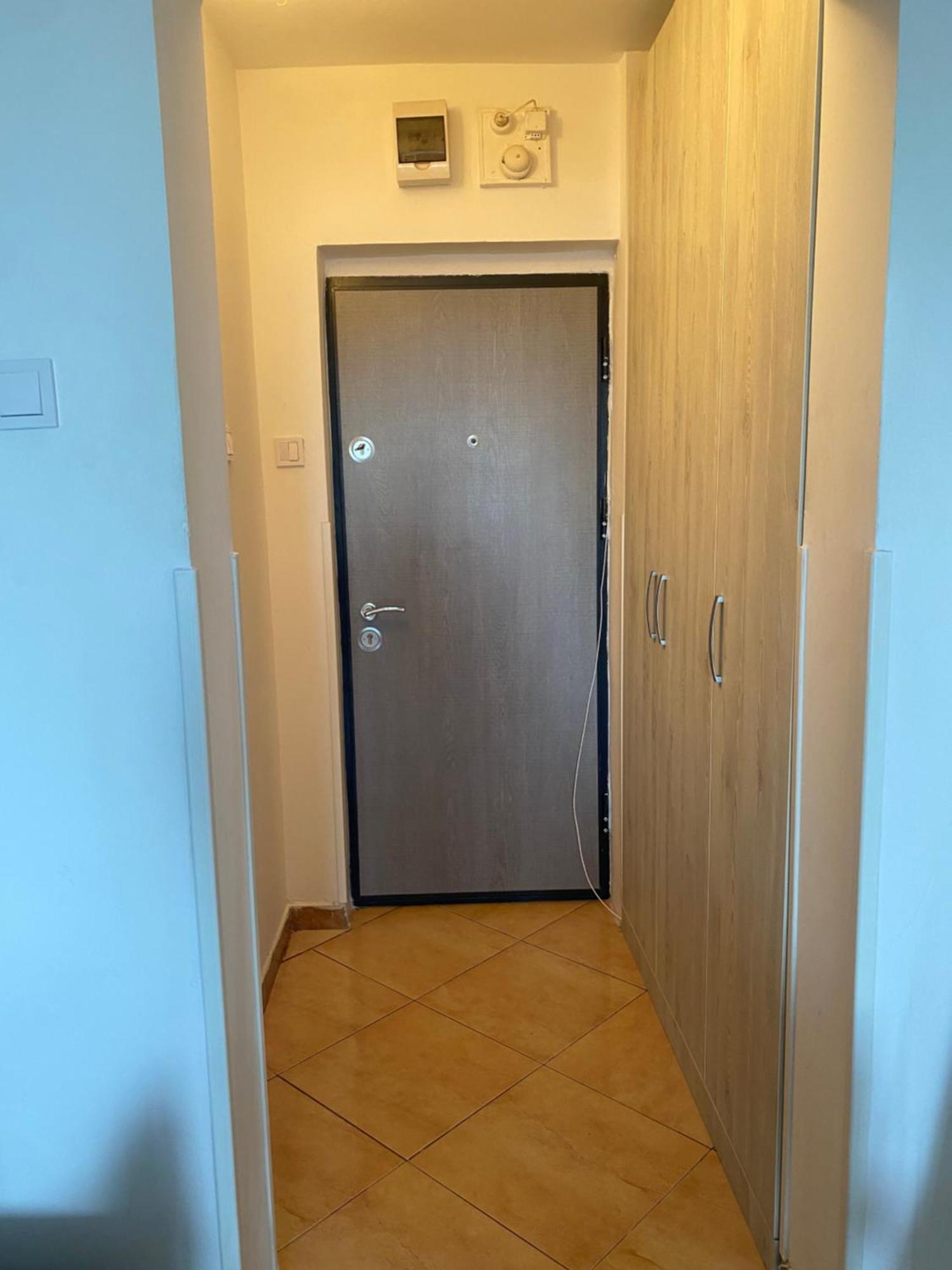 Studio Garsoniera 552 Букурещ Екстериор снимка