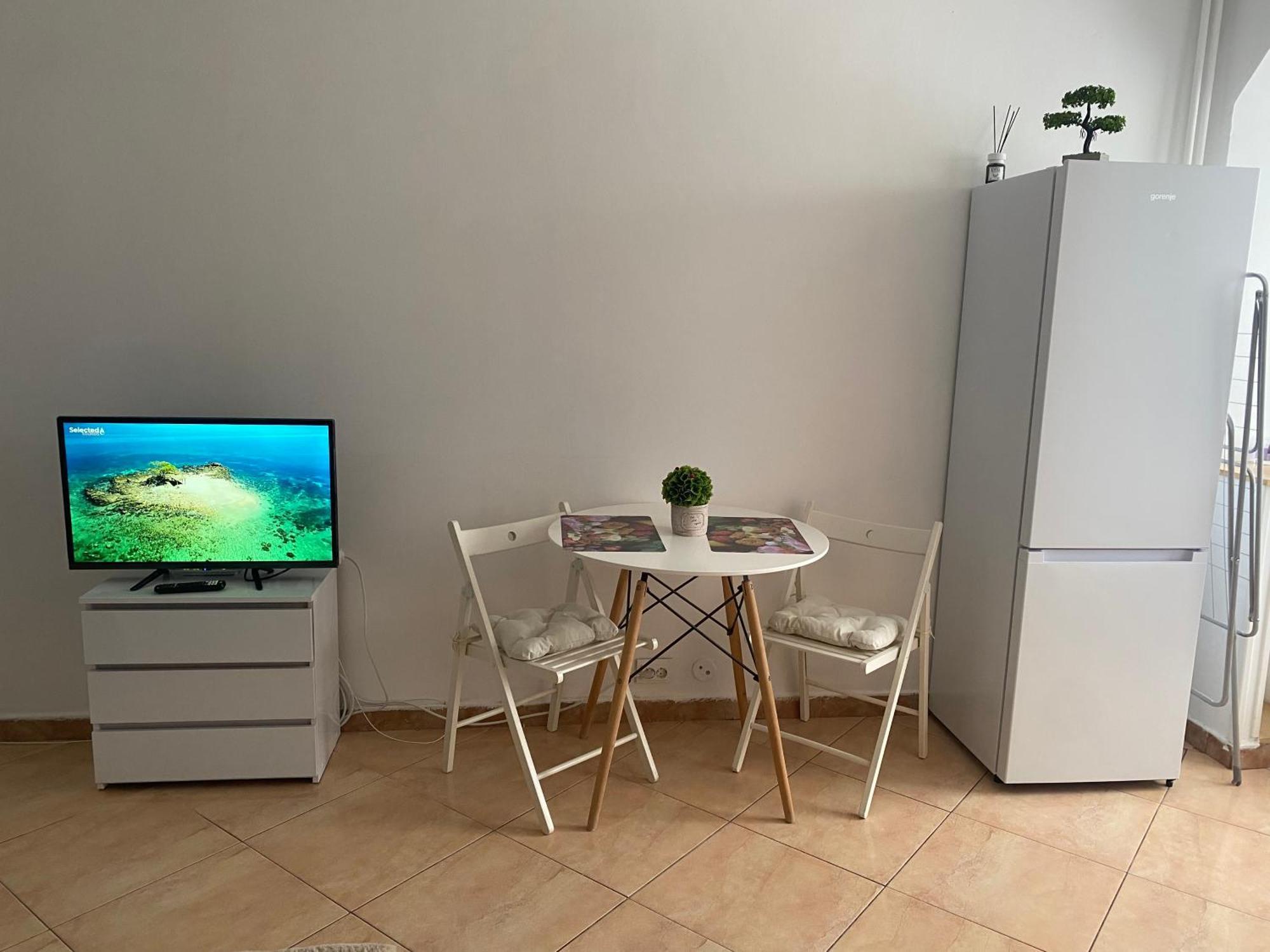 Studio Garsoniera 552 Букурещ Екстериор снимка